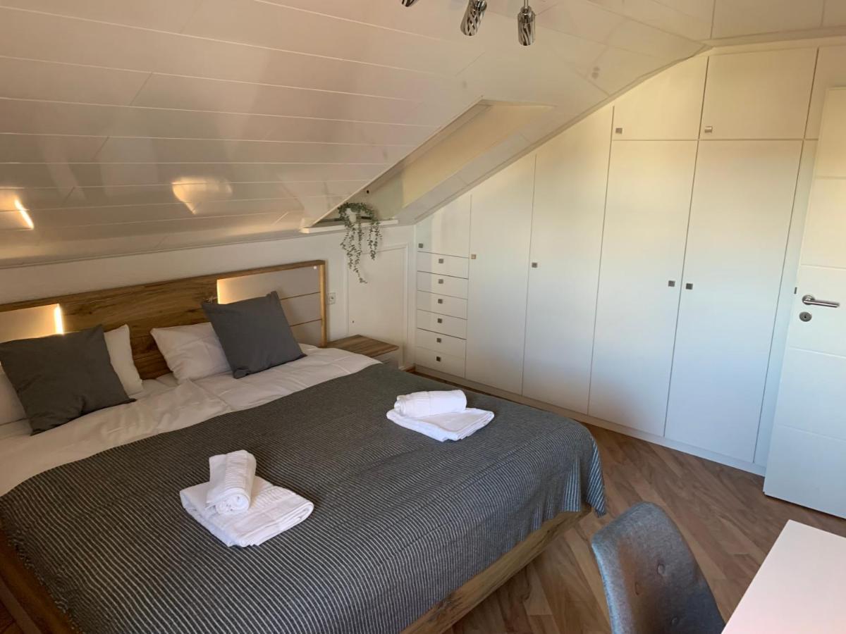 2 Zimmer Ferienwohnung Obersulm Экстерьер фото