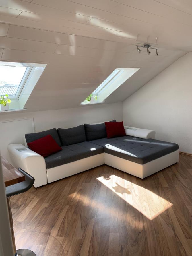 2 Zimmer Ferienwohnung Obersulm Экстерьер фото