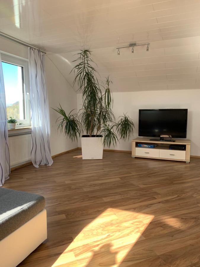 2 Zimmer Ferienwohnung Obersulm Экстерьер фото